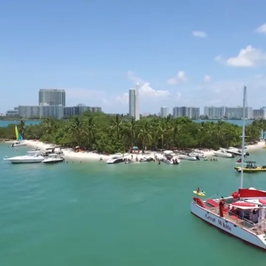 a small boat in a body of water